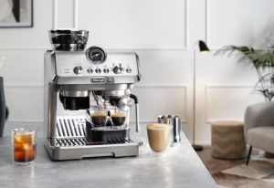 DeLonghi La Specialista Arte Evo Cold Brew coffee machine on a kitchen bench.