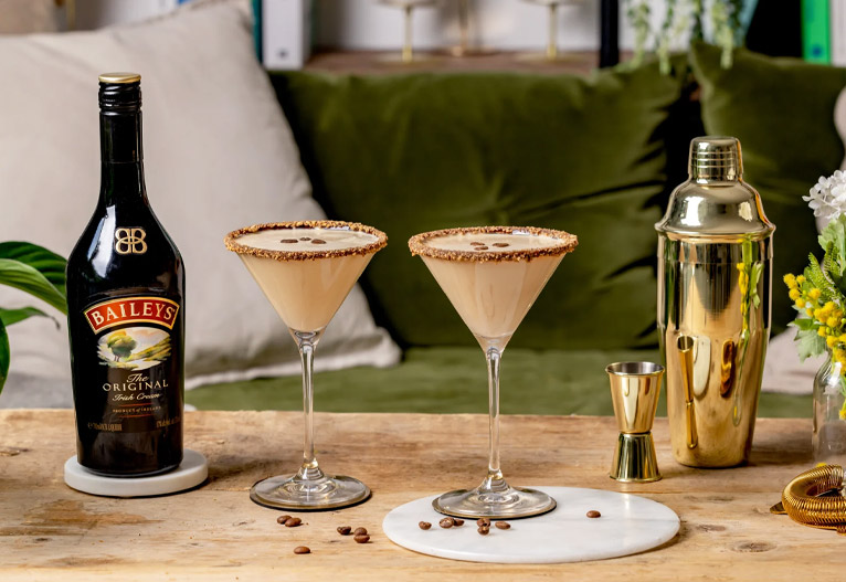 Baileys Original Irish Cream cocktails.