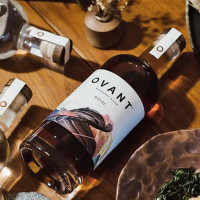 Ovant Royal zero-alcohol spirit bottle.
